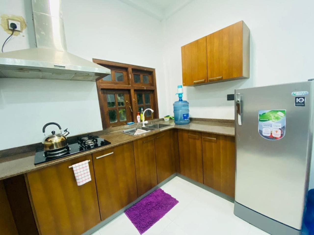 Lalitha Holiday Inn 贾夫纳 外观 照片
