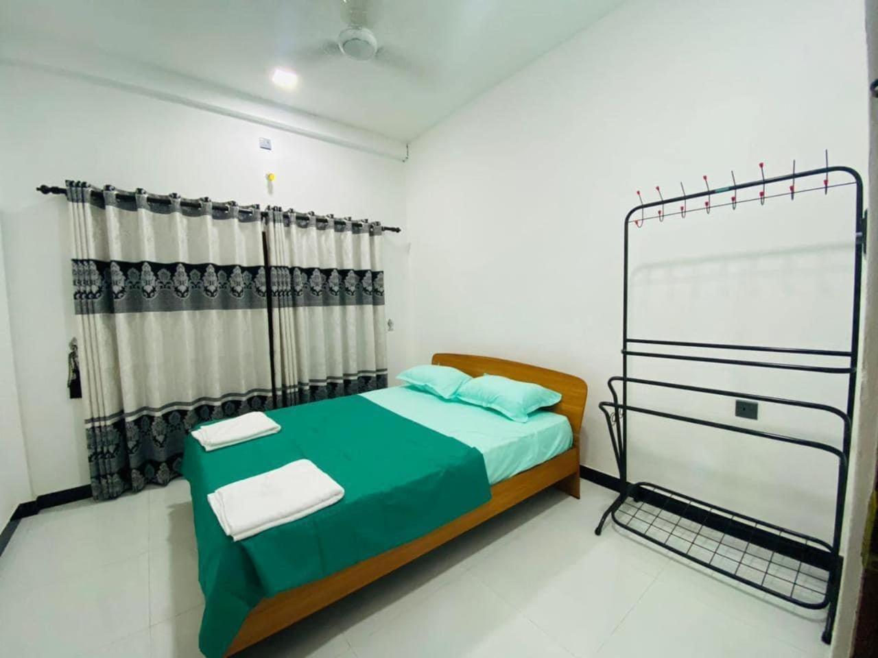 Lalitha Holiday Inn 贾夫纳 外观 照片